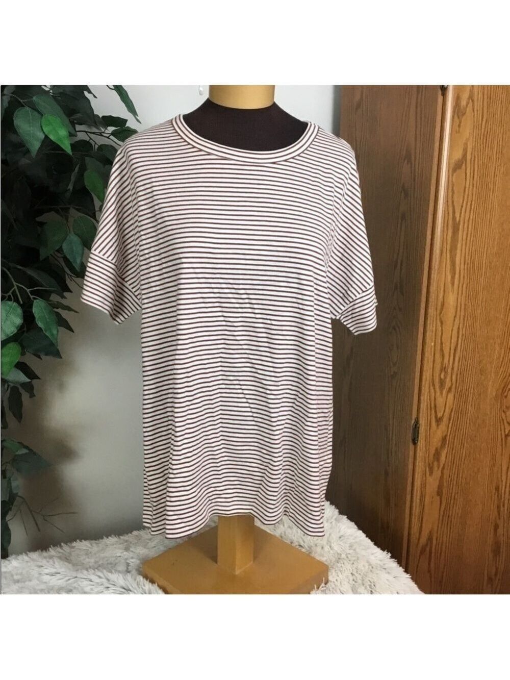 Sonoma short sleeve striped crewneck tee Woman’s size XXL relaxed fit